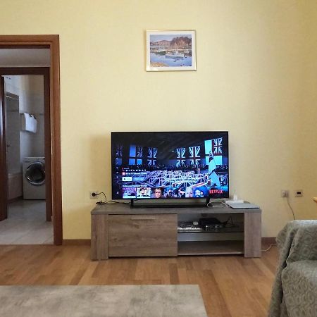 Big Apt 3Bed 3Bath 10 Min Walk Acropolis أثينا المظهر الخارجي الصورة
