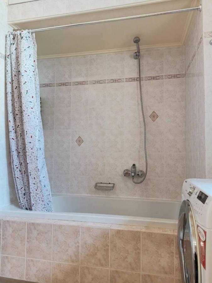 Big Apt 3Bed 3Bath 10 Min Walk Acropolis أثينا المظهر الخارجي الصورة
